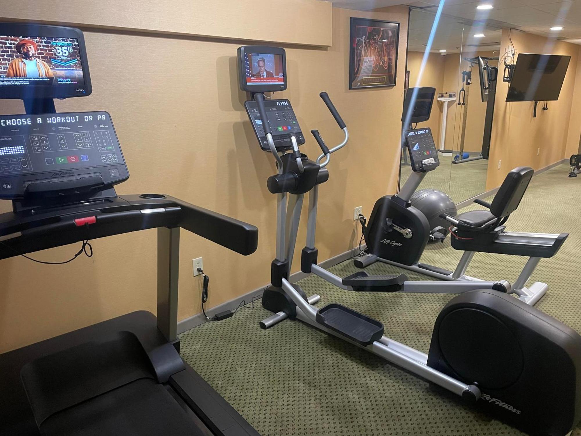 Holiday Inn Express Cleveland Downtown By Ihg Eksteriør billede